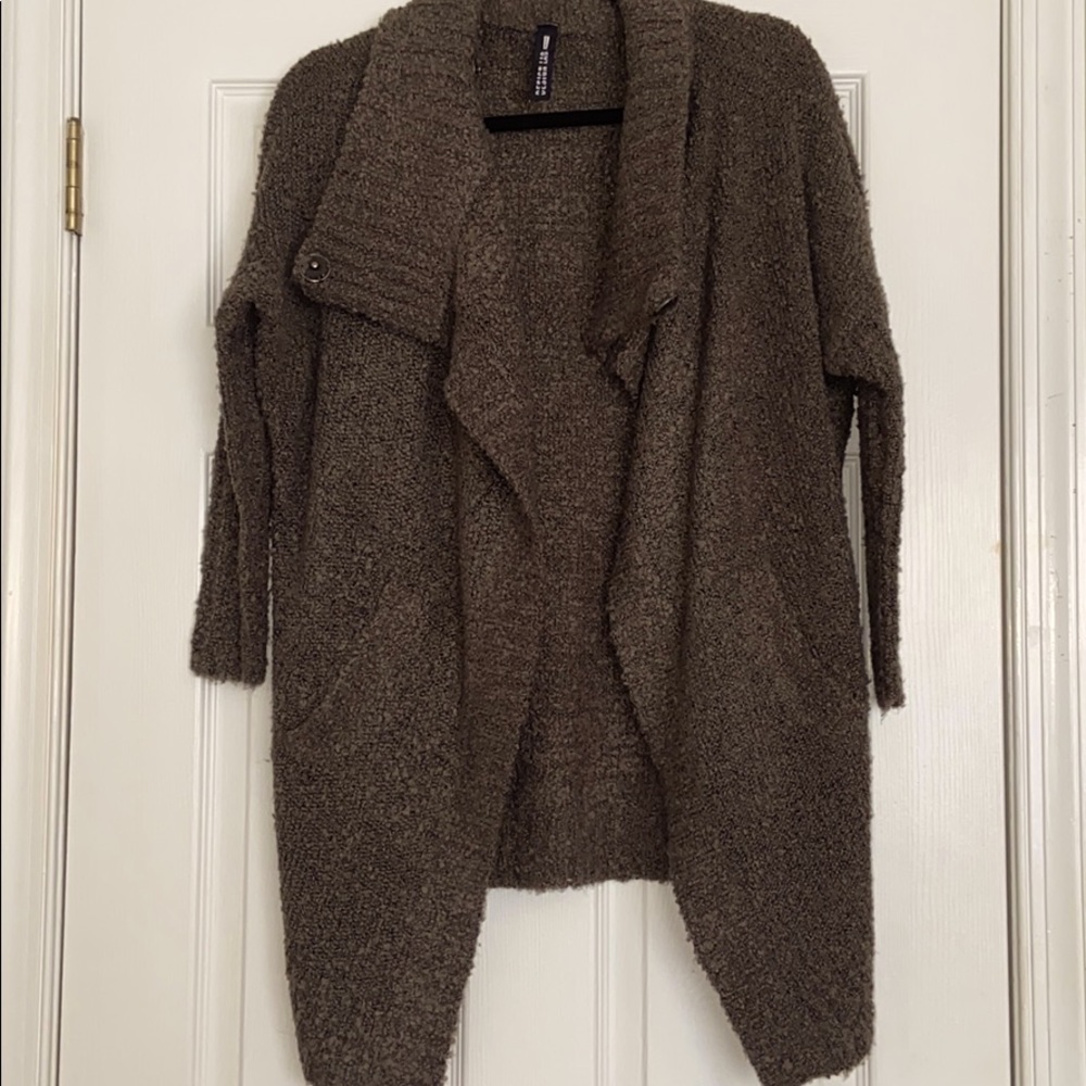 Design Lab Olive Green Cardigan